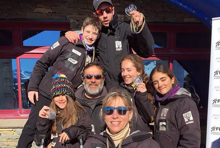 Cinco medallas para el Equipo de Competición de Esquí Alpino Adaptado de la Fundación También en la primera prueba de Copa de España.