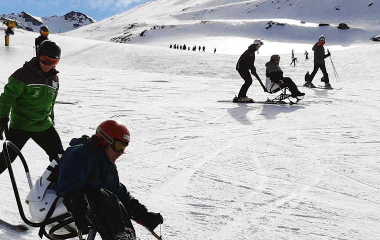 La Fundación También es referente en España de esquí adaptado