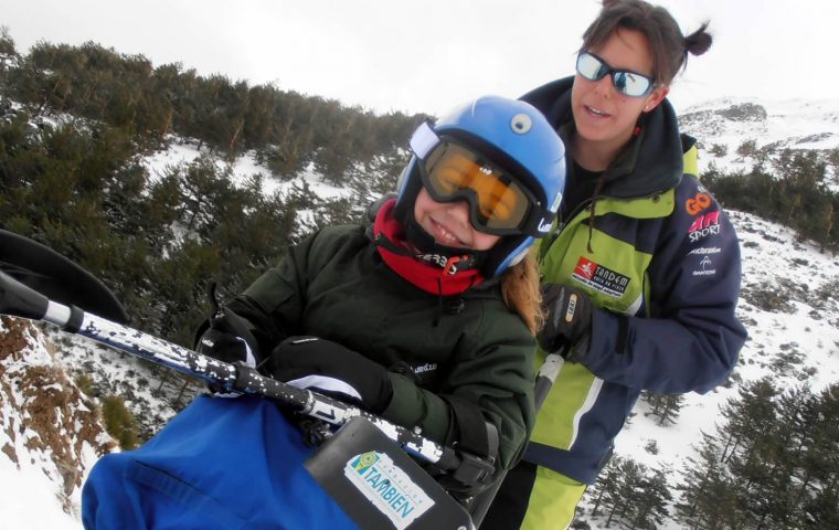 Crowdfunding Esquí para niños y niñas con discapacidad de regalo de Reyes