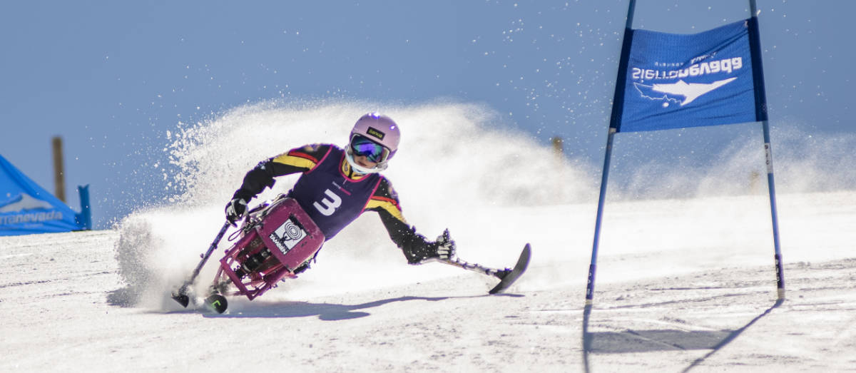 Prueba slalom Campeonato de España de Esquí Alpino Adaptado y Snowboard marzo 2021 en Sierra Nevada