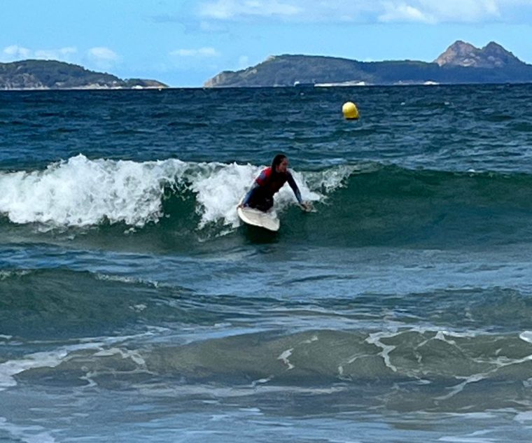 Audrey Pascual, en la prueba del Campeonato de España de Surf el pasado 24 de septiembre.