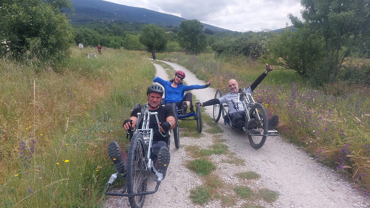Personas discapacitadas en handbike
