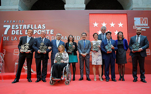 Teresa Silva recibe el prestigioso Premio 7 Estrellas del Deportes otorgado por la Comunidad de Madrid.